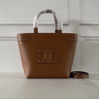 셀린느 미니 카바스 아나이스 퀴르 트리옹프