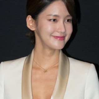 반클리프 알함브라 펜던트 기요세 목걸이