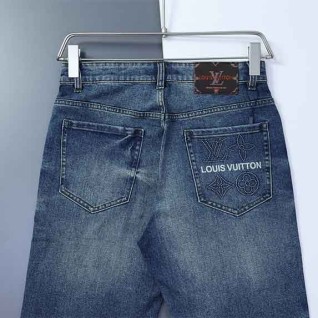 [LOUIS VUITTON] 루이비통 LV 도트 이니셜 로고 슬림핏 데님 팬츠